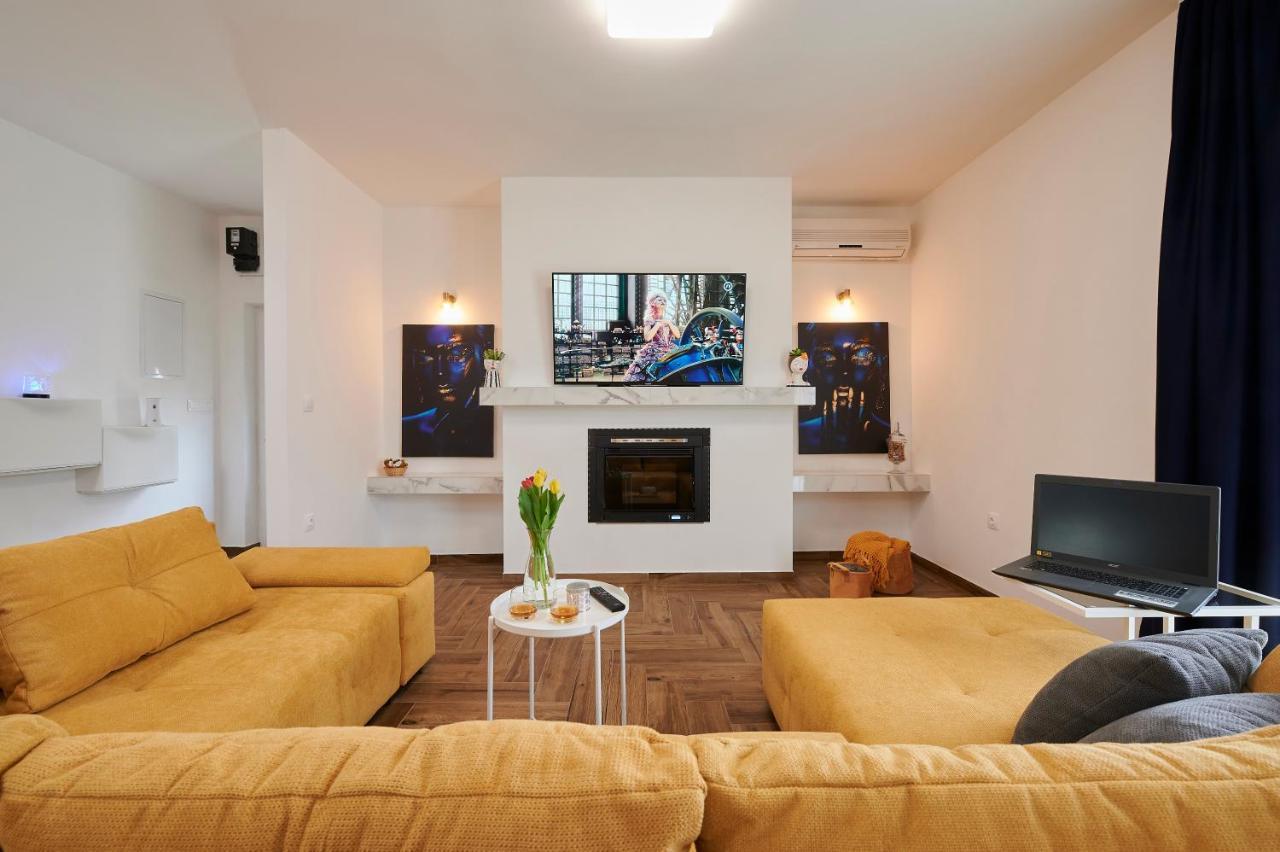 New 4* Apartman Zoa In Trogir Exteriör bild