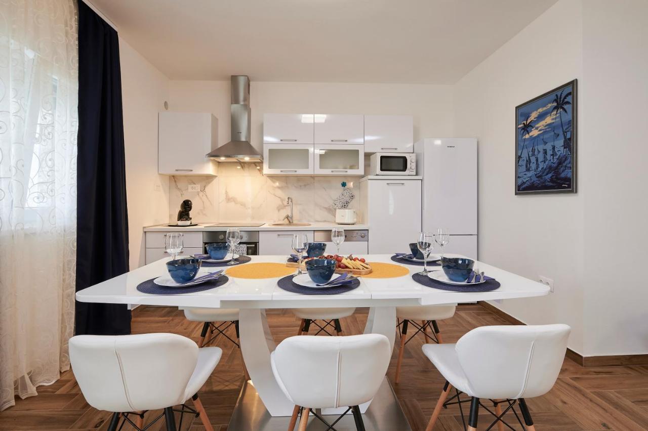 New 4* Apartman Zoa In Trogir Exteriör bild