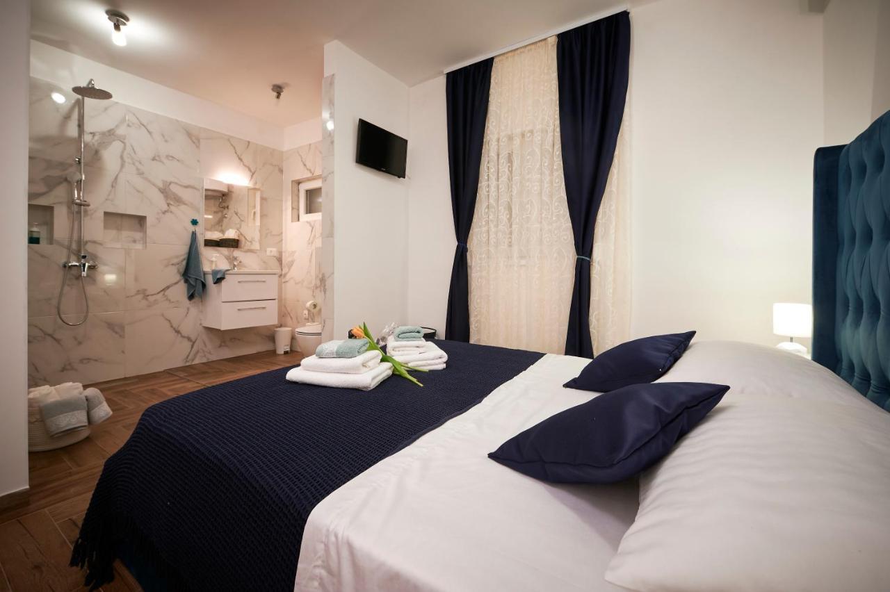 New 4* Apartman Zoa In Trogir Exteriör bild
