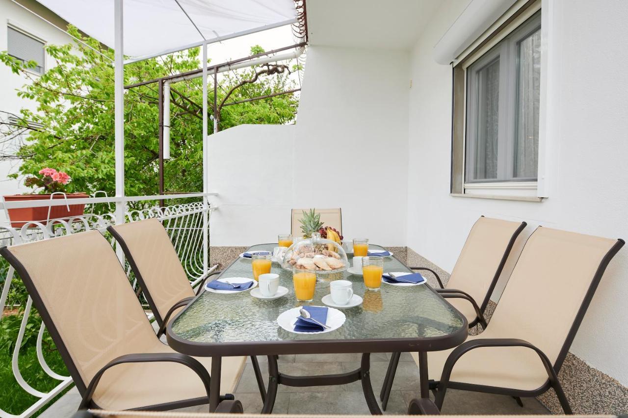 New 4* Apartman Zoa In Trogir Exteriör bild
