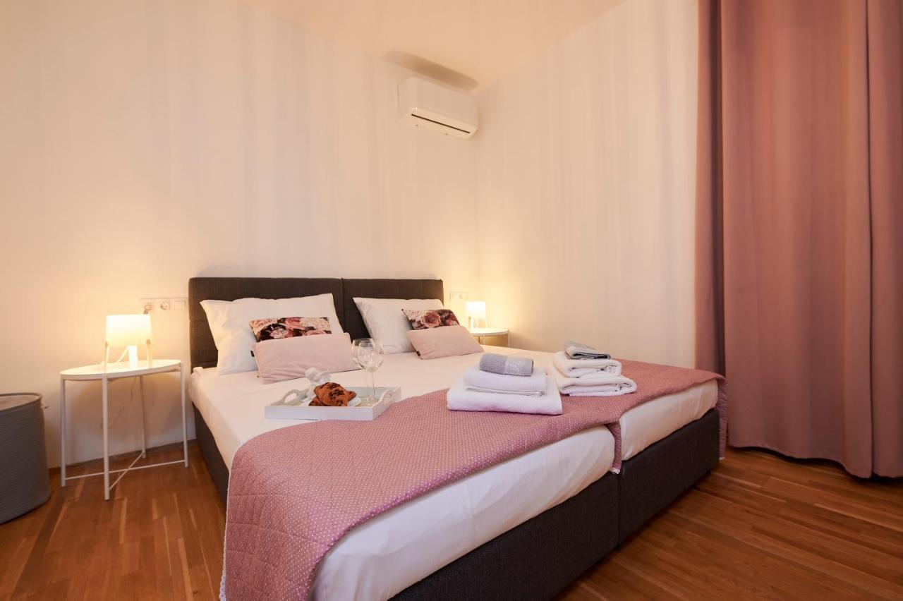 New 4* Apartman Zoa In Trogir Exteriör bild