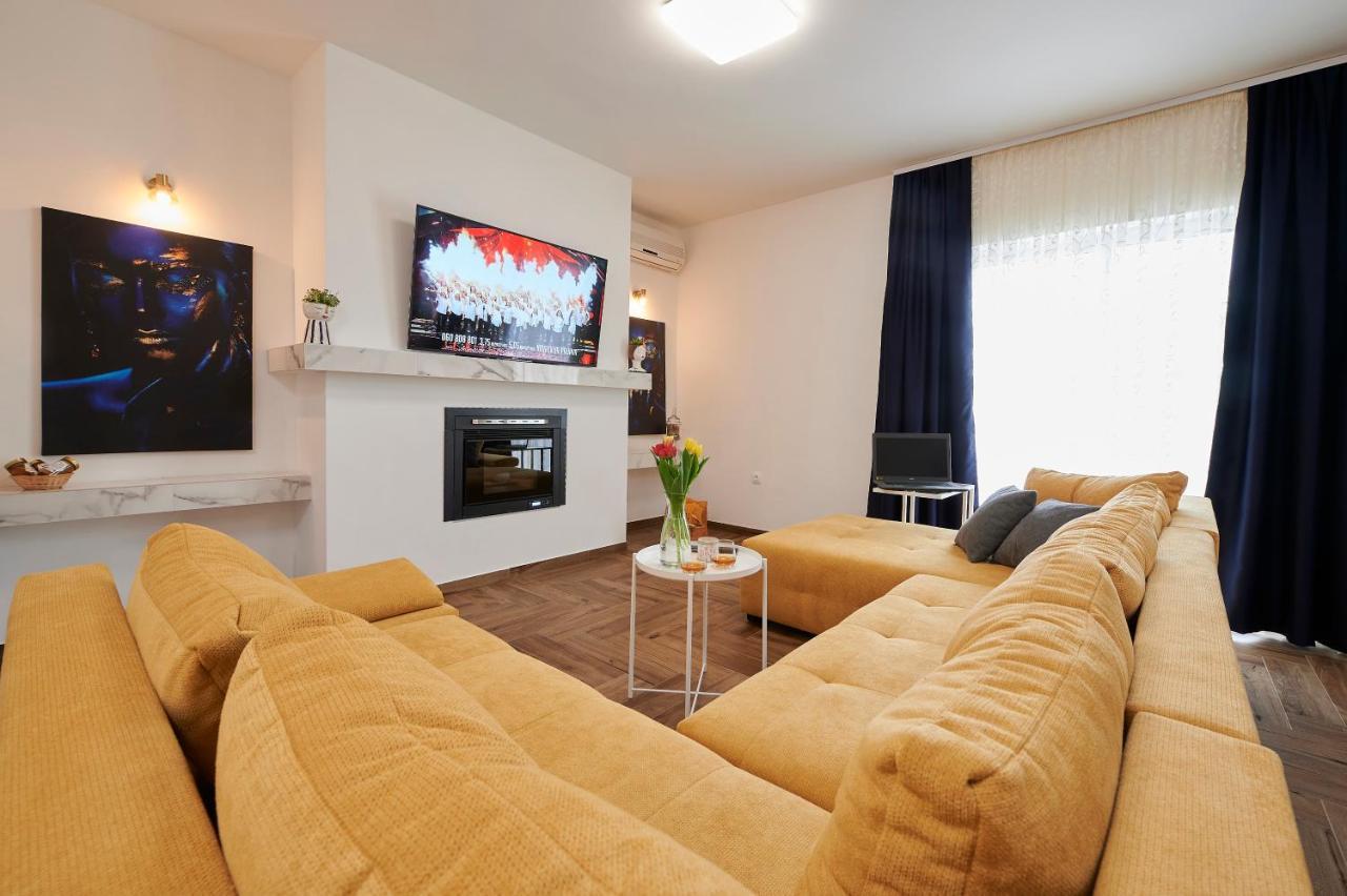 New 4* Apartman Zoa In Trogir Exteriör bild